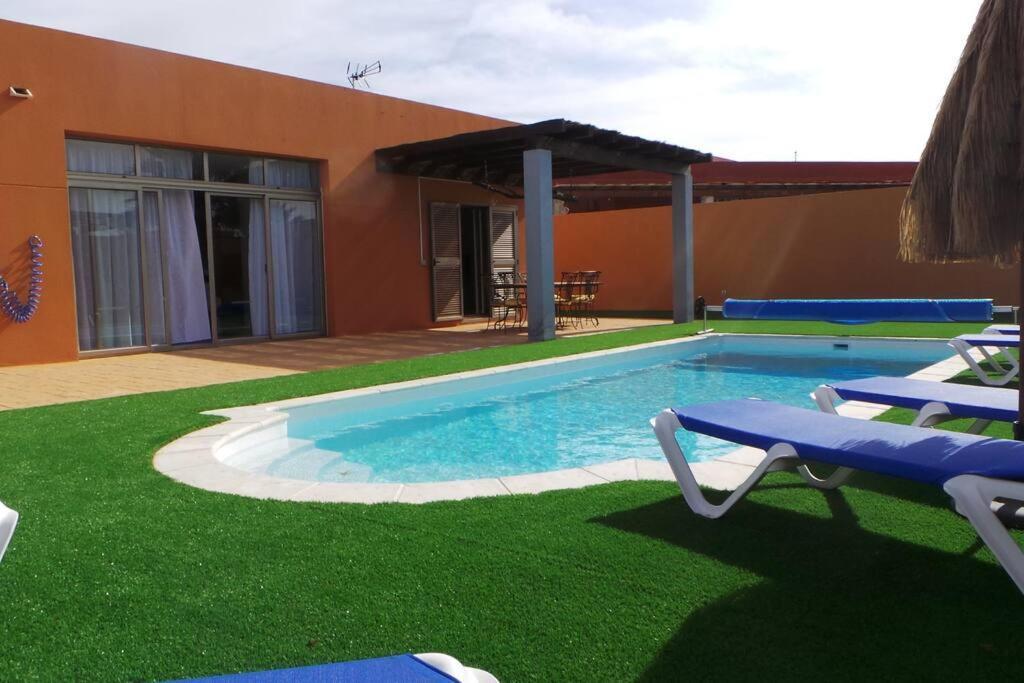 Luxury Villa At Golf Course Costa De Antigua Exterior photo